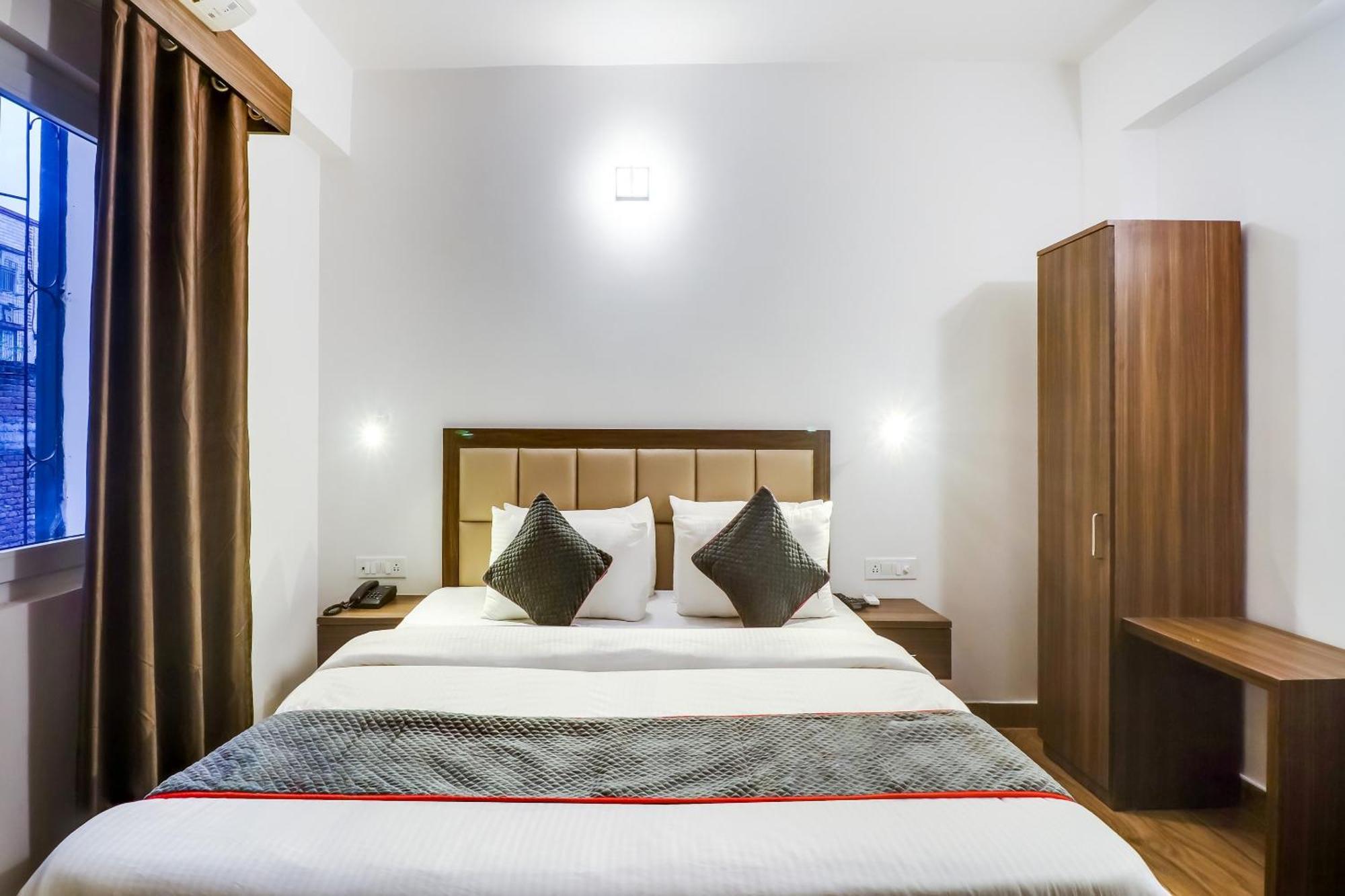 Townhouse Townhouse Clark Inn Patna  Dış mekan fotoğraf