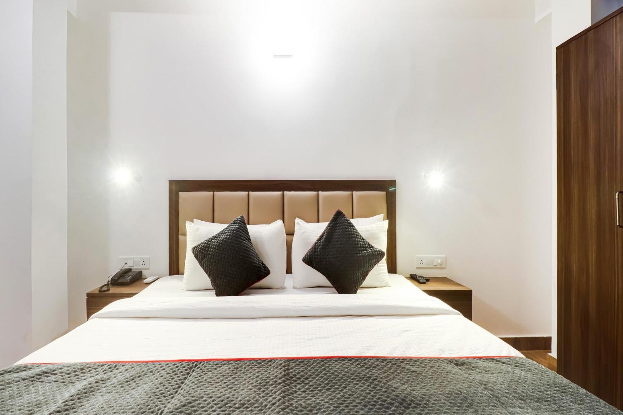 Townhouse Townhouse Clark Inn Patna  Dış mekan fotoğraf